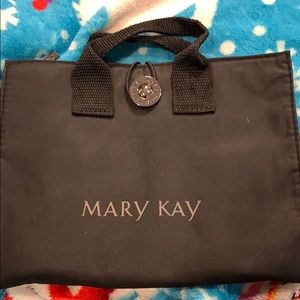 Travel makeup bag